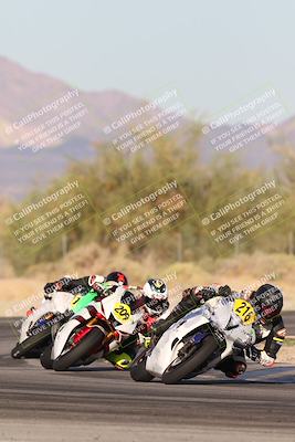 media/Nov-02-2025-CVMA (Sun) [[337aff29ab]]/Race 17-Amateur Supersport Middleweight/